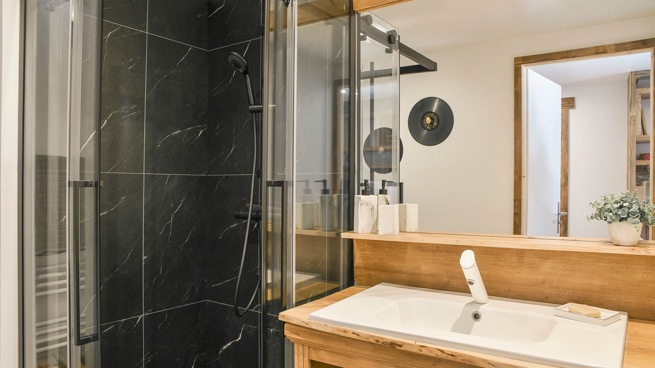 Photo of Bathroom in Aillon-le-Jerune