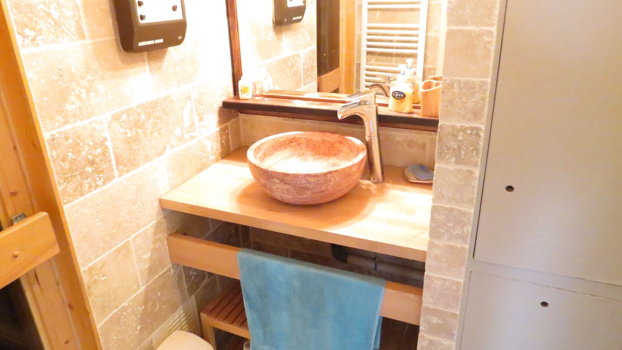 Photo of Bathroom in La Perriere