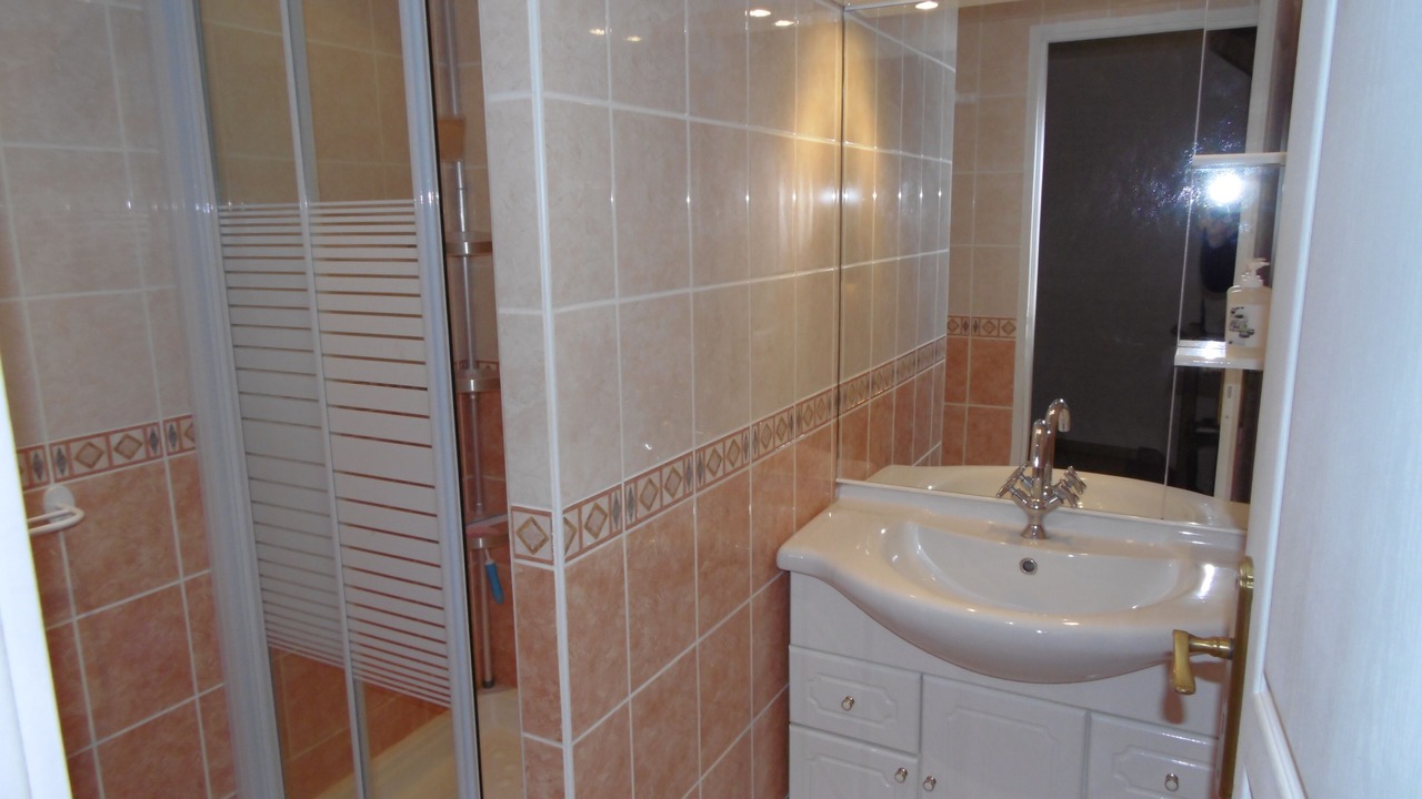 Photo of Bathroom in Saint-Parthem