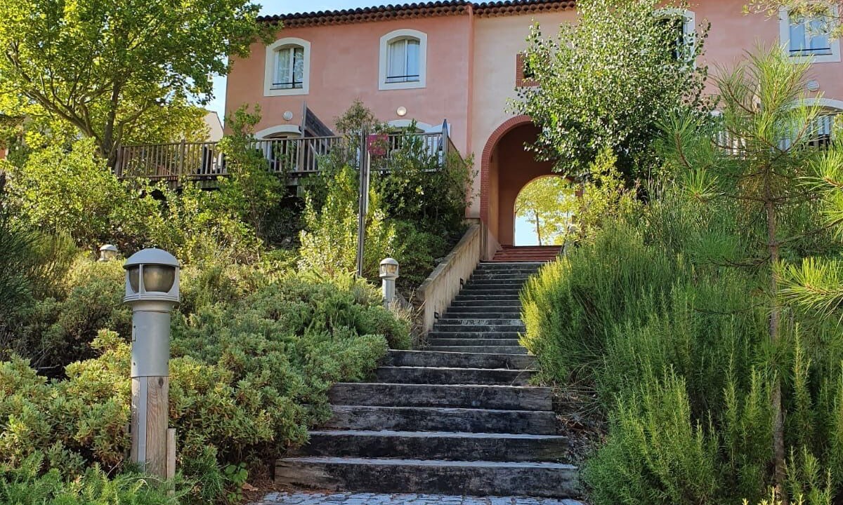 Photo of Outdoor in Rouret