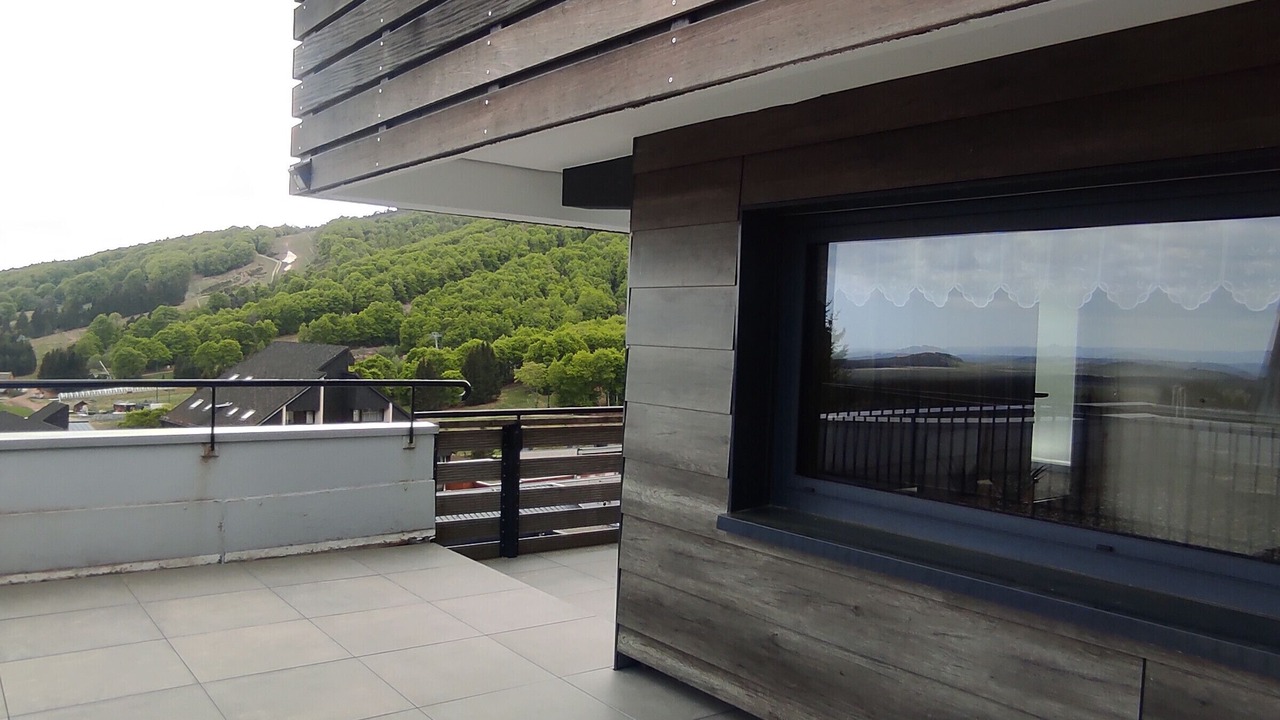 Photo of Patio Balcony in Besse-et-Saint-Anastaise