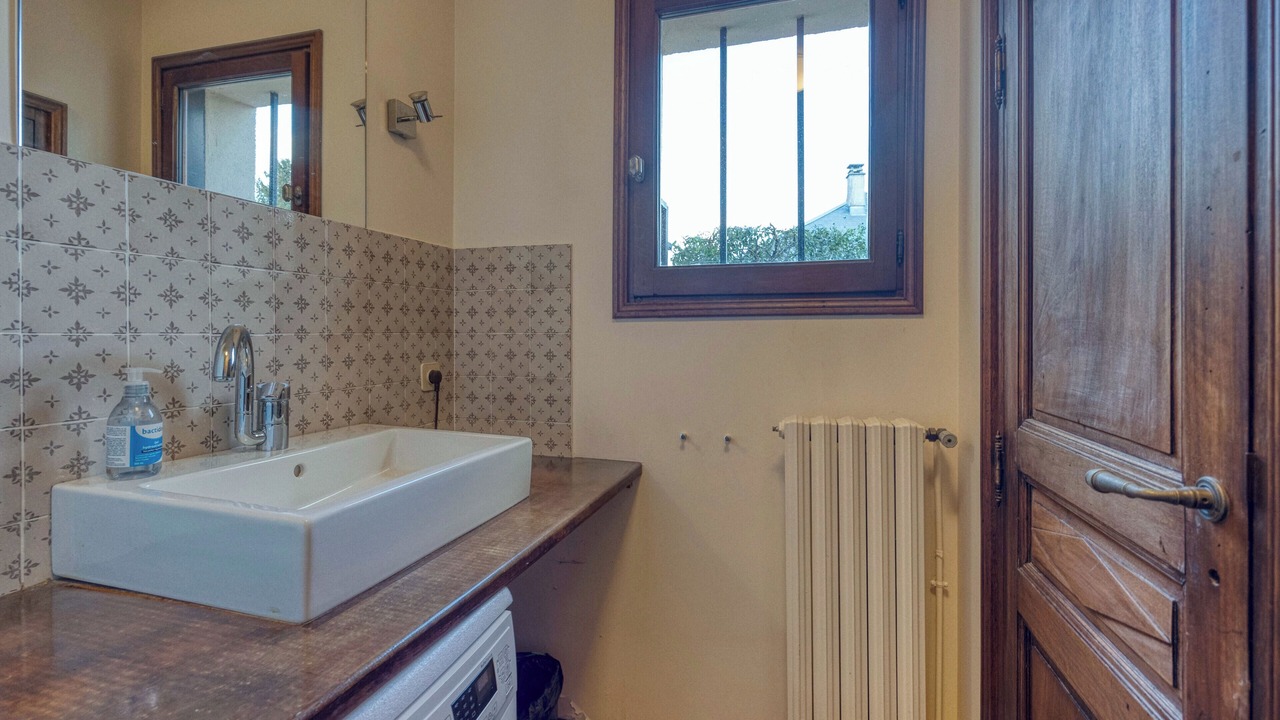 Photo of Bathroom in Seyssins