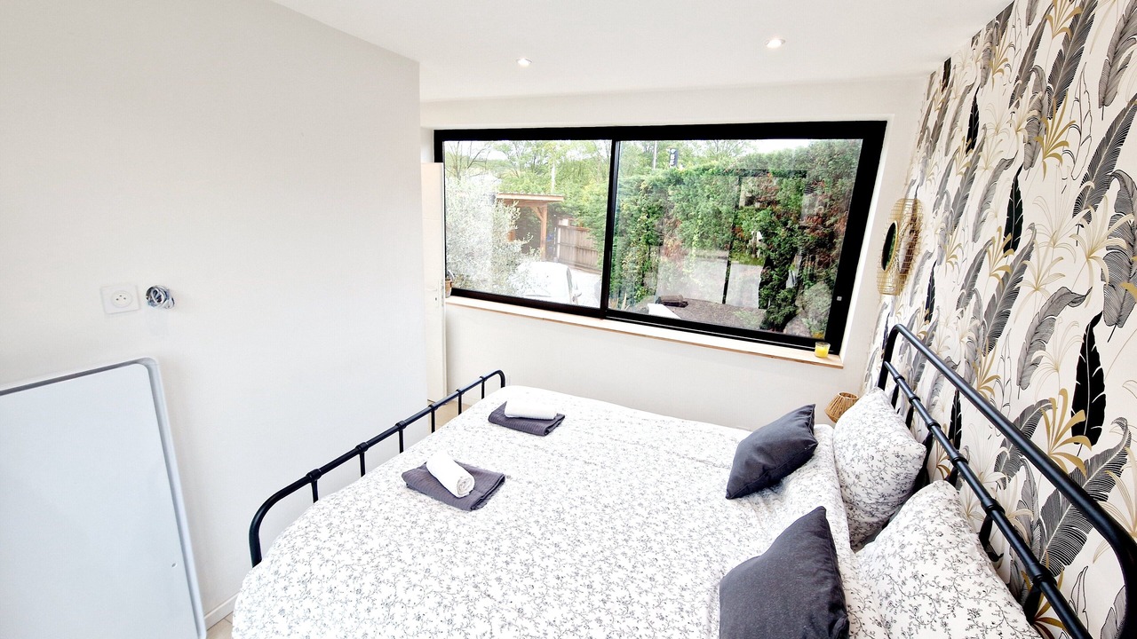 Photo of Bedroom in Collonges-au-Mont-d'Or