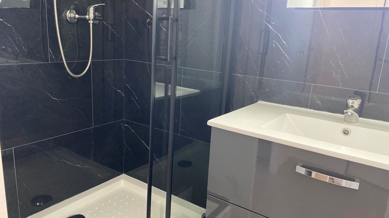 Photo of Bathroom in La Perriere