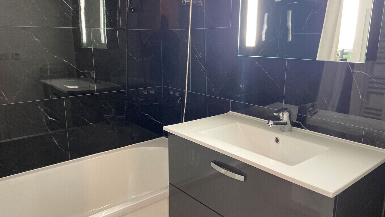 Photo of Bathroom in La Perriere