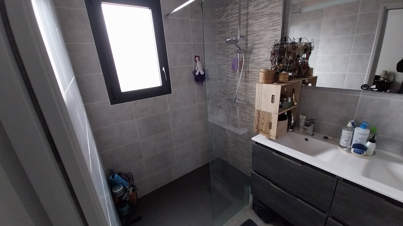 Photo of Bathroom in Montanay