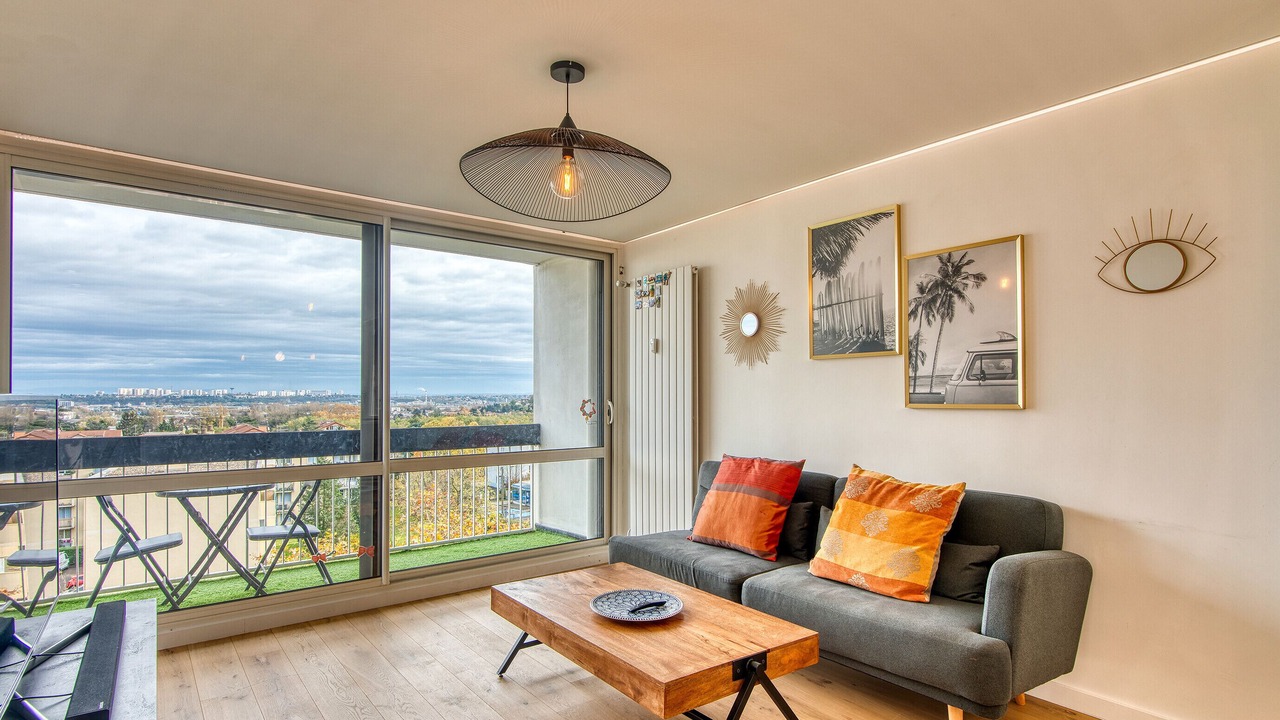 Photo of Livingroom in Saint-Genis-Laval