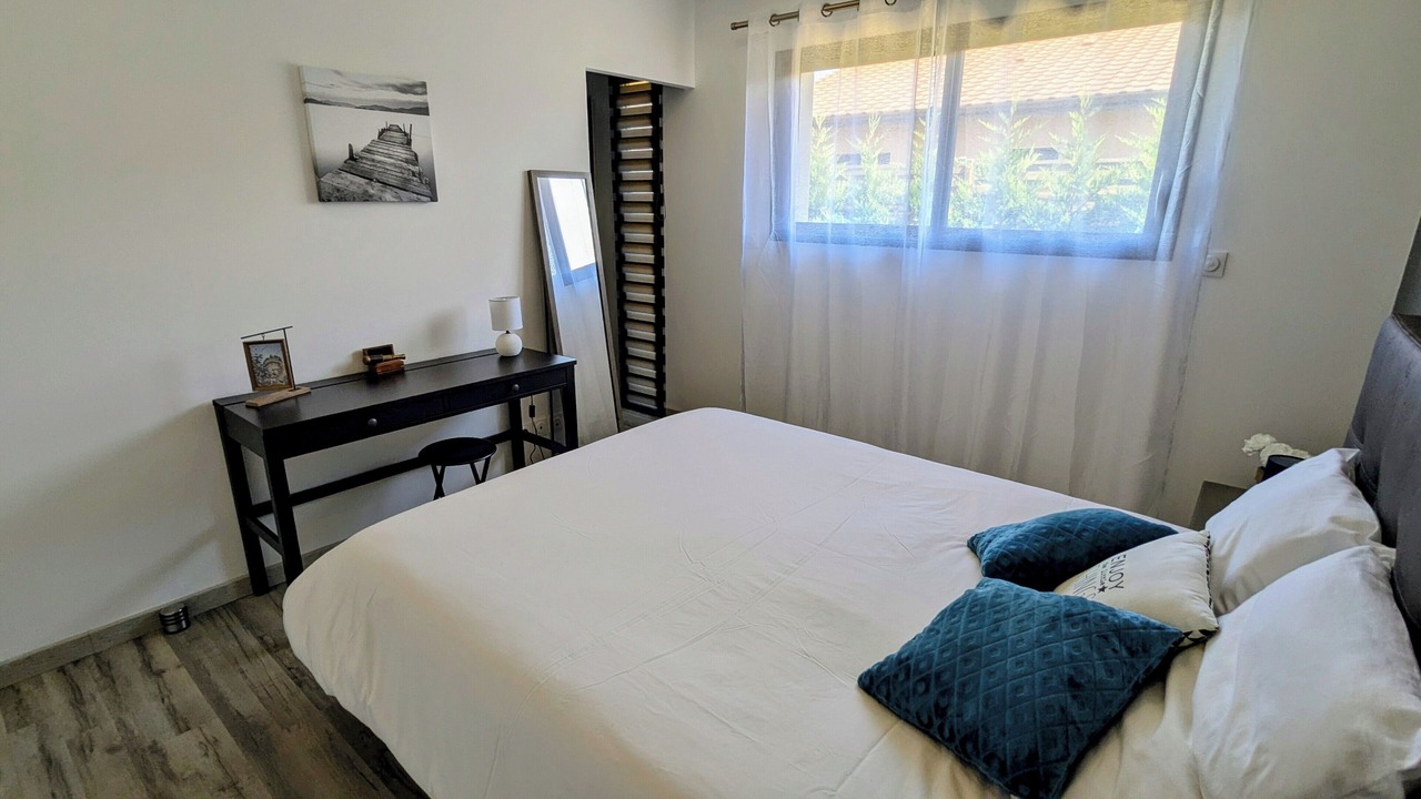 Photo of Bedroom in Saint-Hilaire-du-Rosier