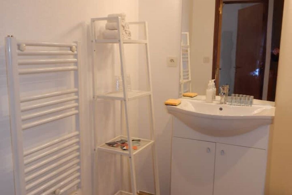 Photo of Bathroom in Secteur 2