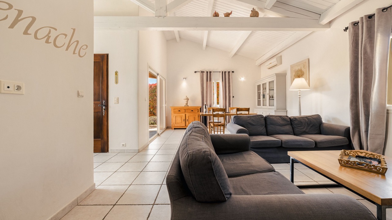 Photo of Livingroom in Saint-Maurice-dʼArdeche