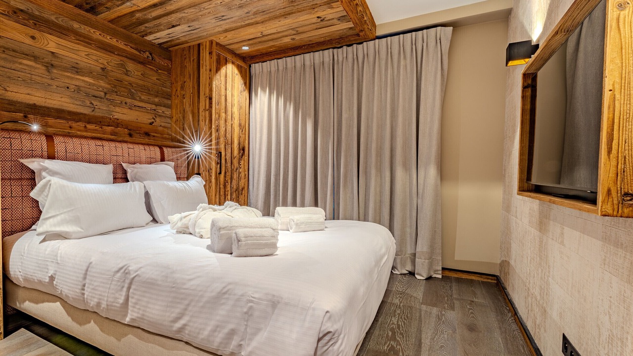 Photo of Bedroom in Meribel Centre