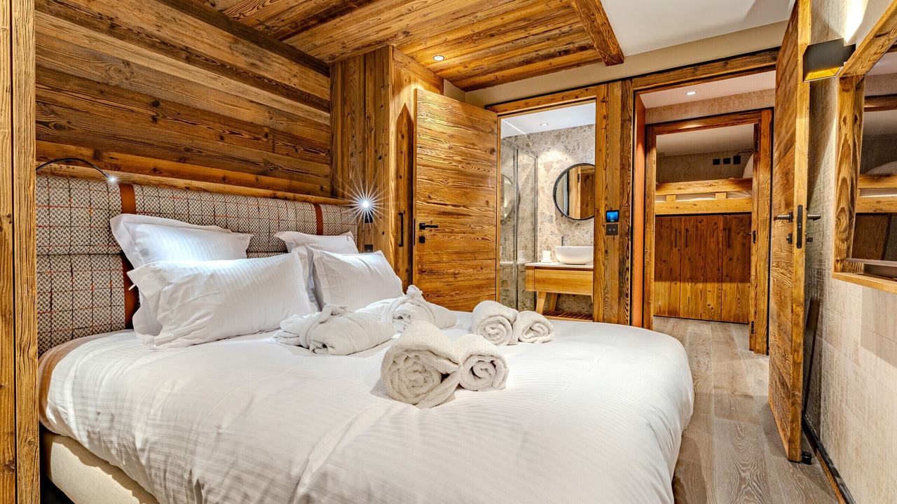 Photo of Bedroom in Meribel Centre