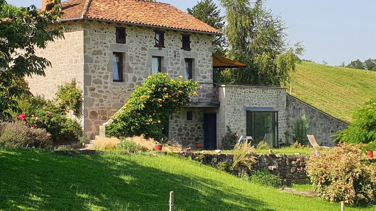 Photo of Outdoor in Parlan