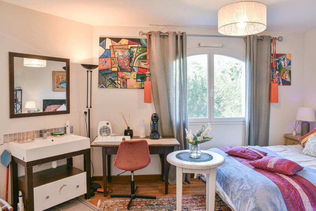 Photo of Bedroom in Veyssilieu
