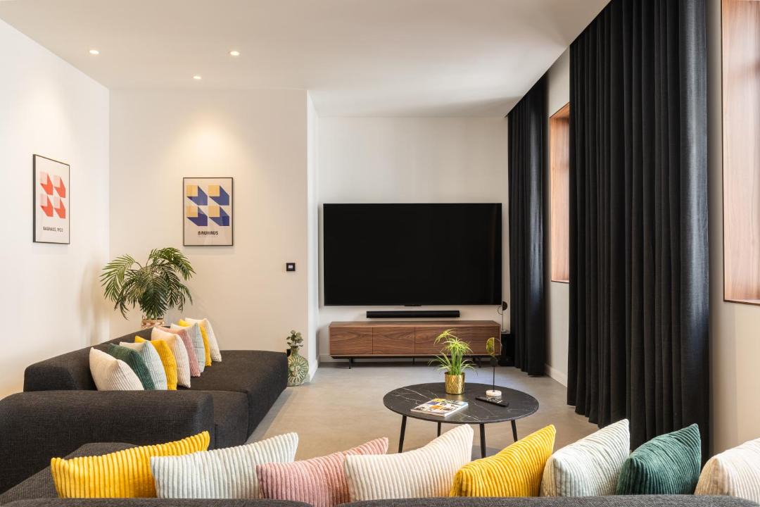 Photo of Livingroom in Voltaire - Saint Amour