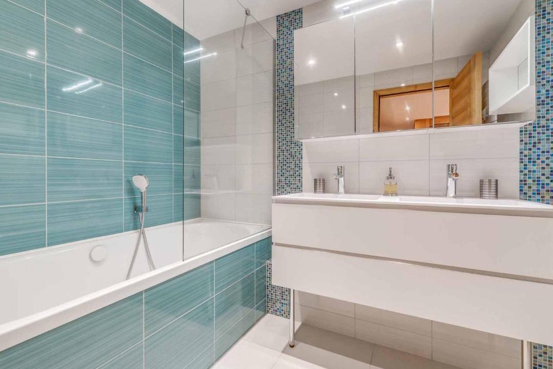 Photo of Bathroom in Tignes le Lac