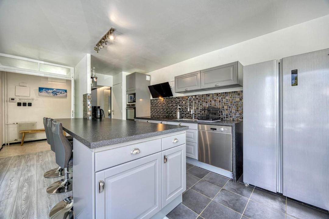 Photo of Kitchen in Saint-Genis-Pouilly