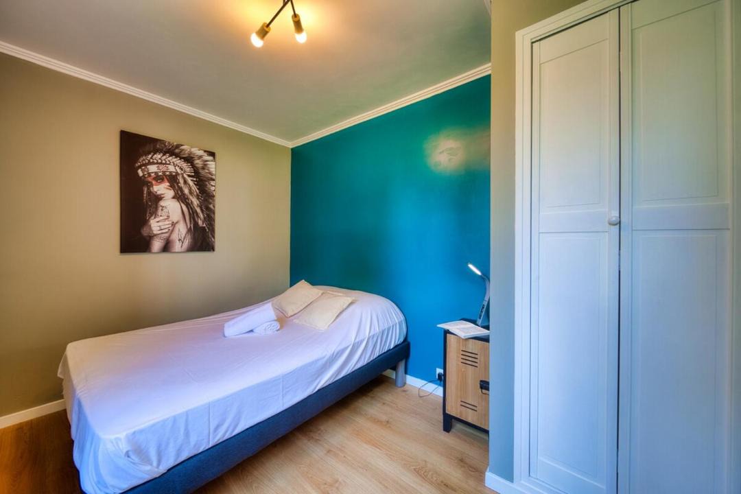 Photo of Bedroom in Meylan