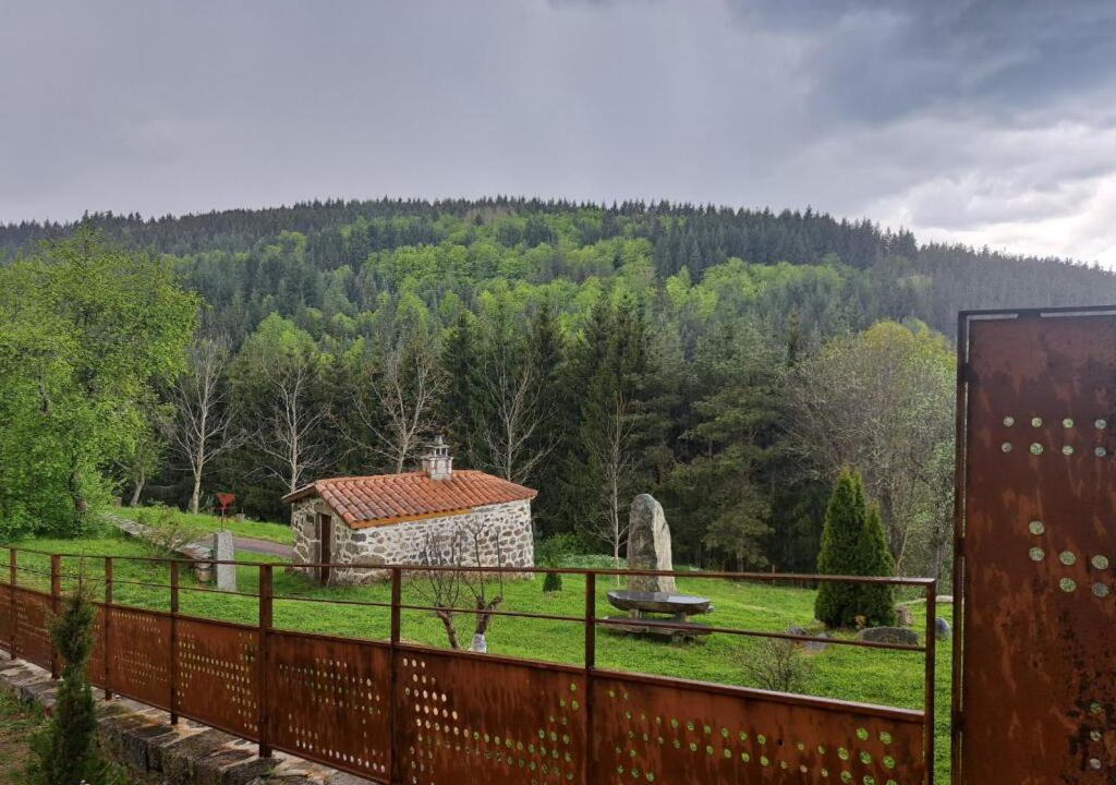 Photo of Others in Lafarre