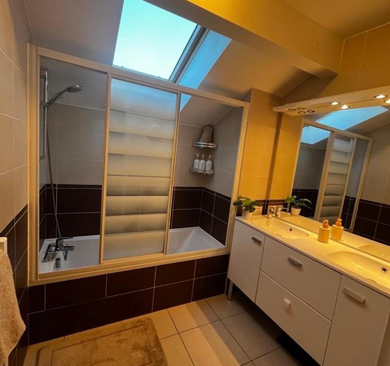 Photo of Bathroom in Vetraz-Monthoux