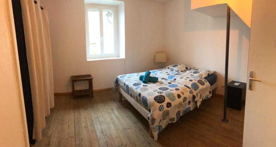 Photo of Bedroom in Montalieu-Vercieu