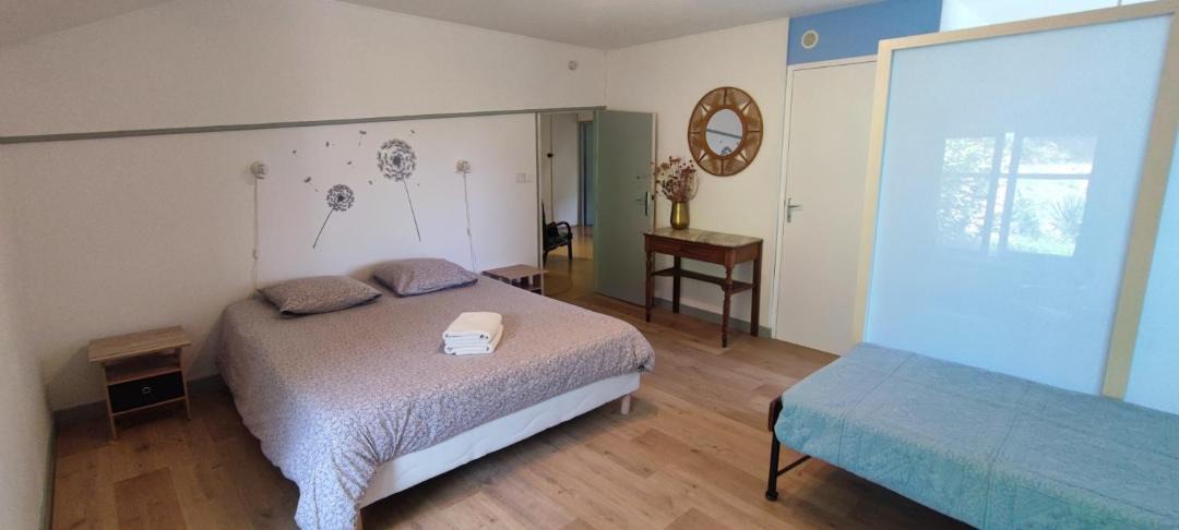 Photo of Bedroom in Cransac