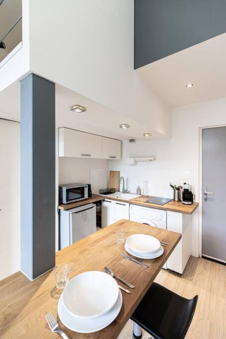 Photo of Kitchen in Bellevue - Le Mont - La Jomayere