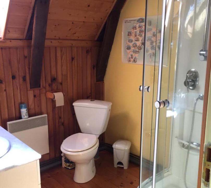 Photo of Bathroom in Mauriac