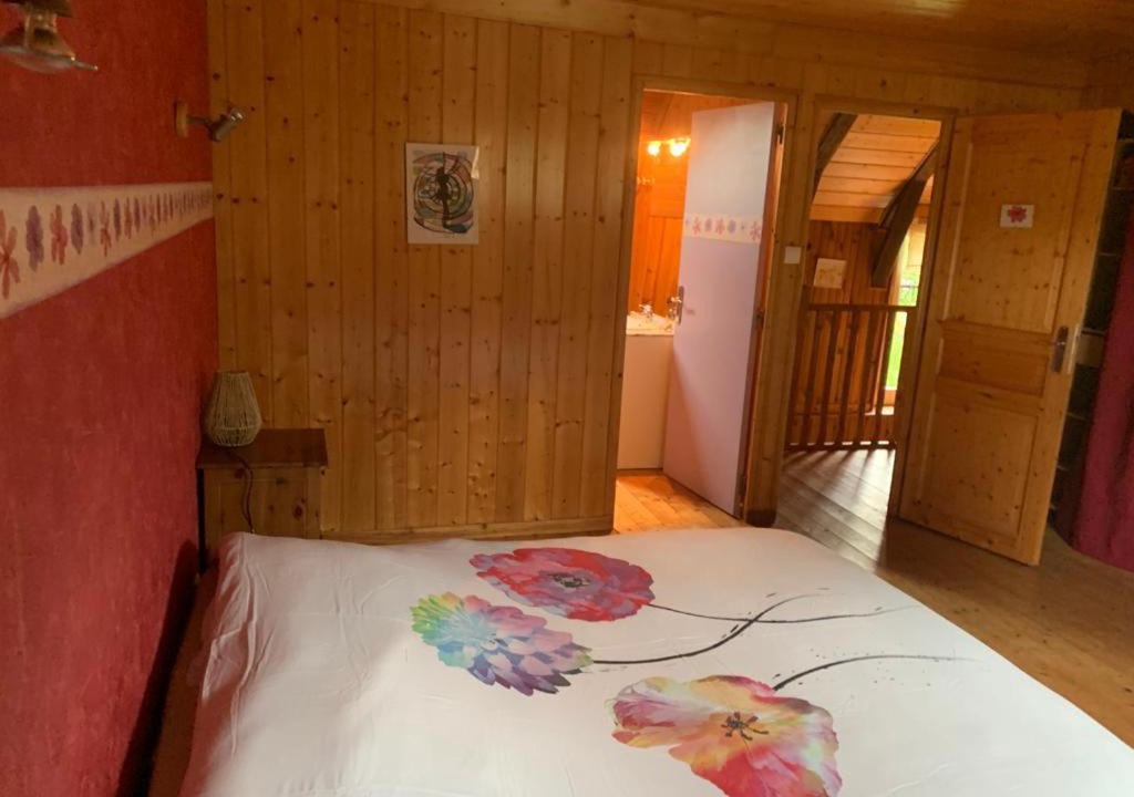 Photo of Bedroom in Mauriac