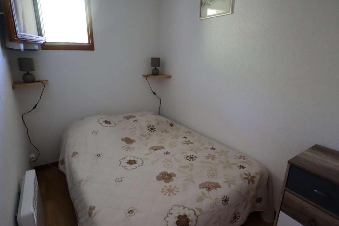 Photo of Bedroom in Areches