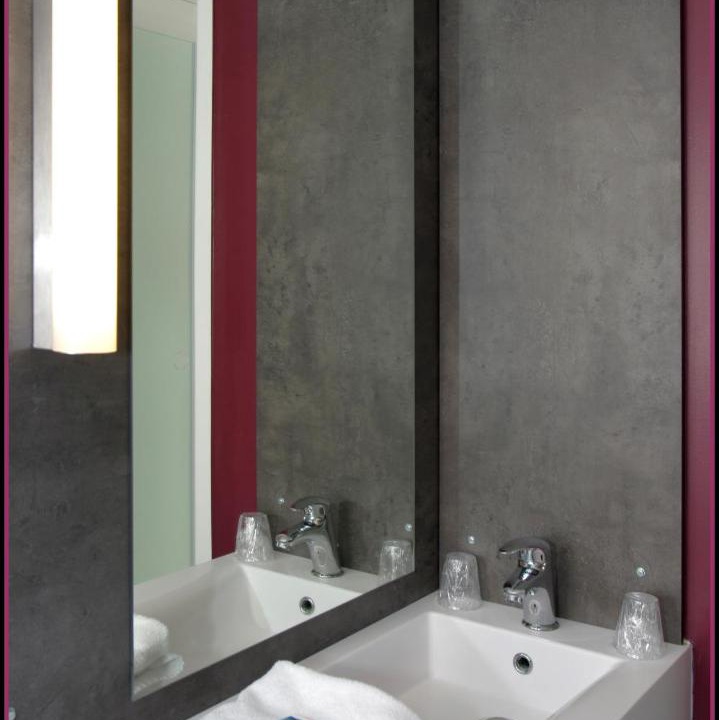 Photo of Bathroom in Colombier-Saugnieu