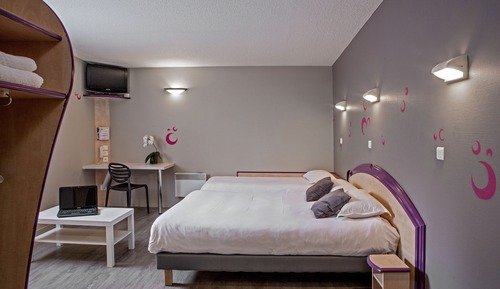 Quad Room