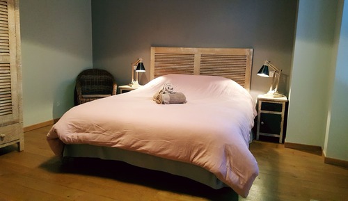 Double Room (3)