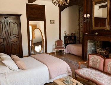 Suite with Garden View