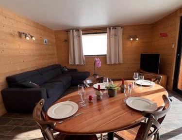 One-Bedroom Apartment with Garden View
