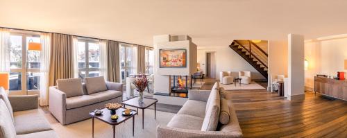 Penthouse Apartment