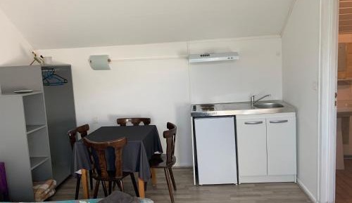 Studio (2 Adults)