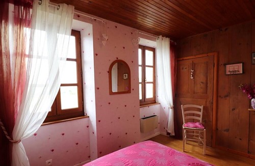 Sansac-Veinazes Cottage | Gite Sansac-Veinazès, 2 bedrooms, 4 persons