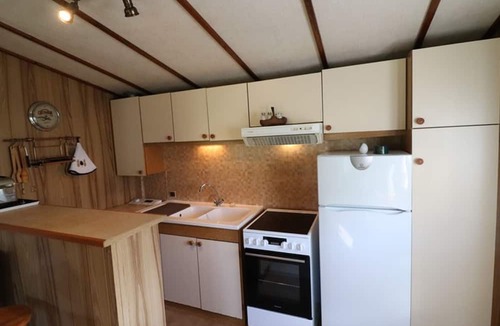 Arpajon-sur-Cere Cottage | Gite Arpajon-sur-Cère, 2 bedrooms, 4 persons