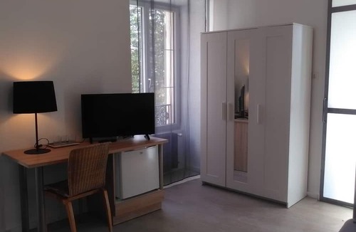 Villebois House | A Deux Pas du Rhéby