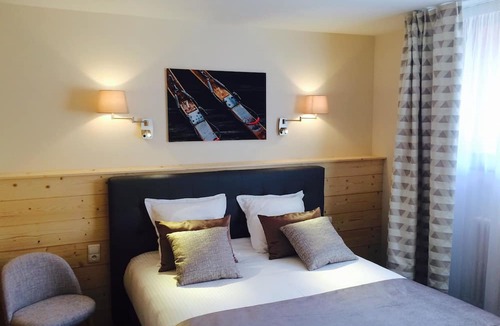 Chambery Hotel | Hôtel Restaurant Ô Pervenches
