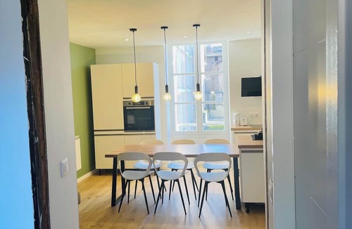 Voiron Apartment | Apartment in the town center at the foot of the Vercors and Chartreuse mountains