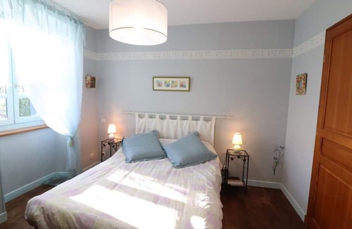Marcoles Cottage | Gite Marcolès, 3 bedrooms, 6 persons
