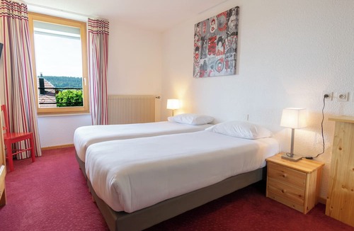 Malbuisson Hotel | Hotel beau site