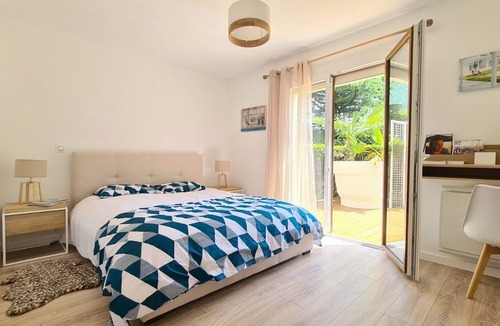 Annecy-le-Vieux Apartment | Proche Lac