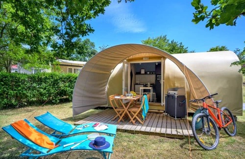 Cordelle House | Camping 4 étoiles - Piscine - ccbgeae