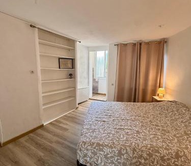 Vizille Apartment | Vue sur le château 1 er