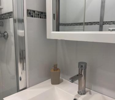 Saint-Egreve Apartment | La Pinéa 40 m2 T2 climatisation, tram E et parking