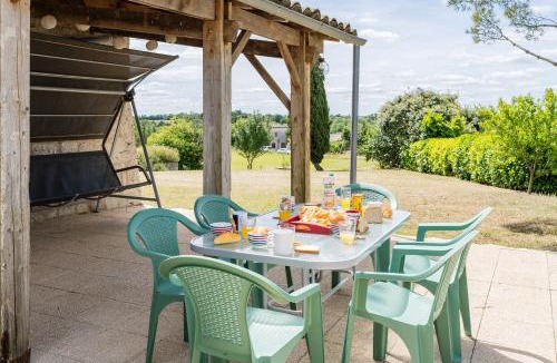 Montaigu-de-Quercy Villa | Les Artals- Villa avec piscine 12m, boulodrome