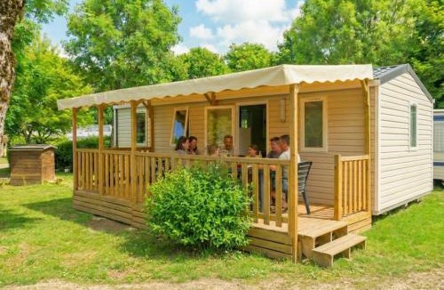 Saint-Gerons Other | Camping 3 étoiles - Piscine - ccbga00